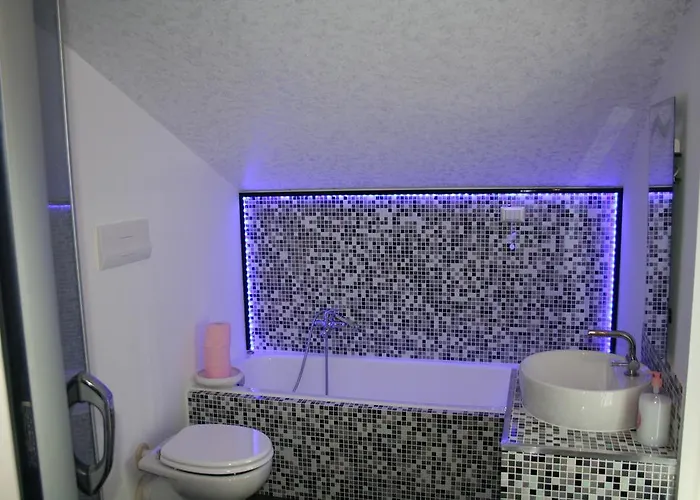 Couette-café The Incantation *