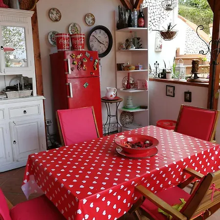 Bed & Breakfast The Incantation *